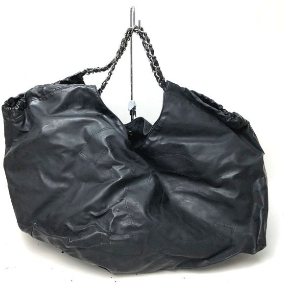 CHANEL Coco Cabas GM Chain Shoulder Bag, Enamel, Women's, Black - Picture 1 of 8